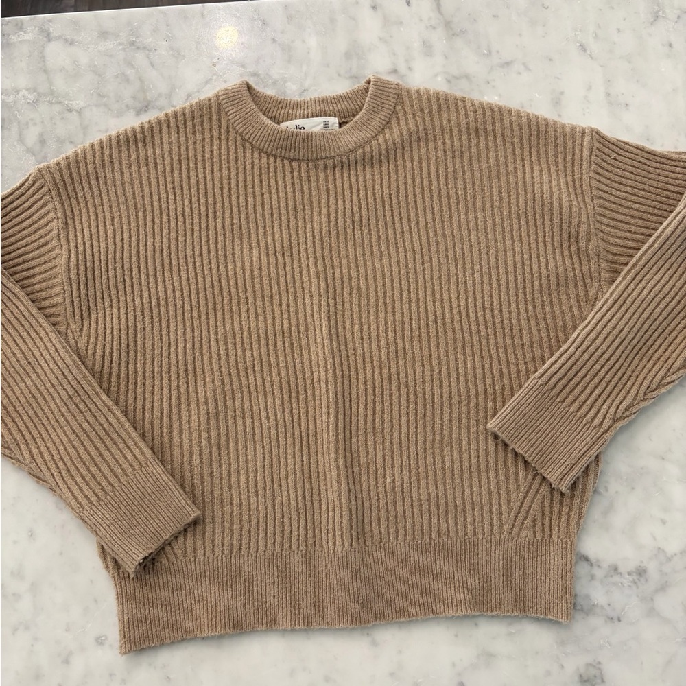 Elodie Ribbed Crew Neck Sweater in Tan